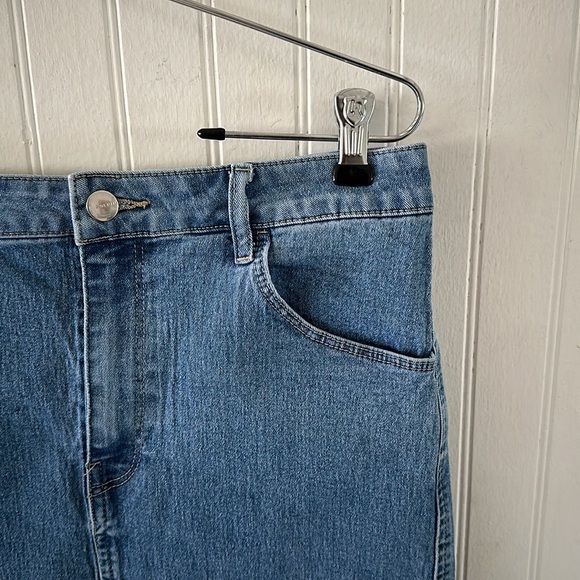 H&M Denim Mini Skirt sz 10 - Picture 5 of 8